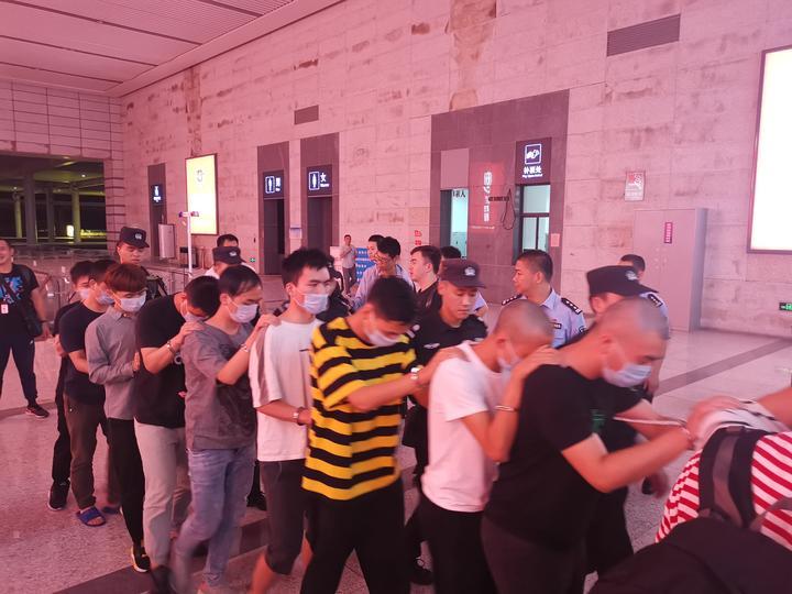 警惕虛假信息，理性對待彩票資料